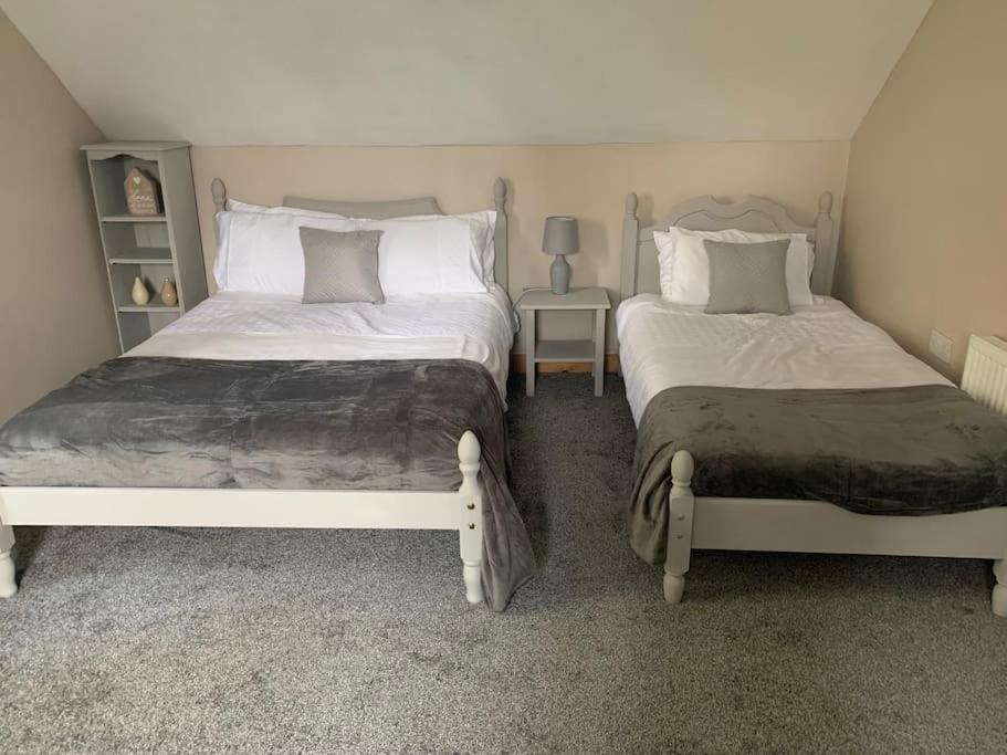 The Apartment Langley Park Экстерьер фото